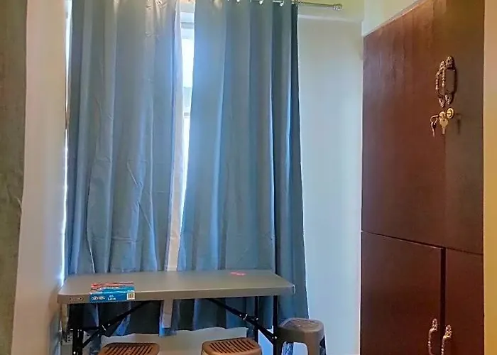 酒店 Jollihive Backpackers Co-living Space For Women 4*